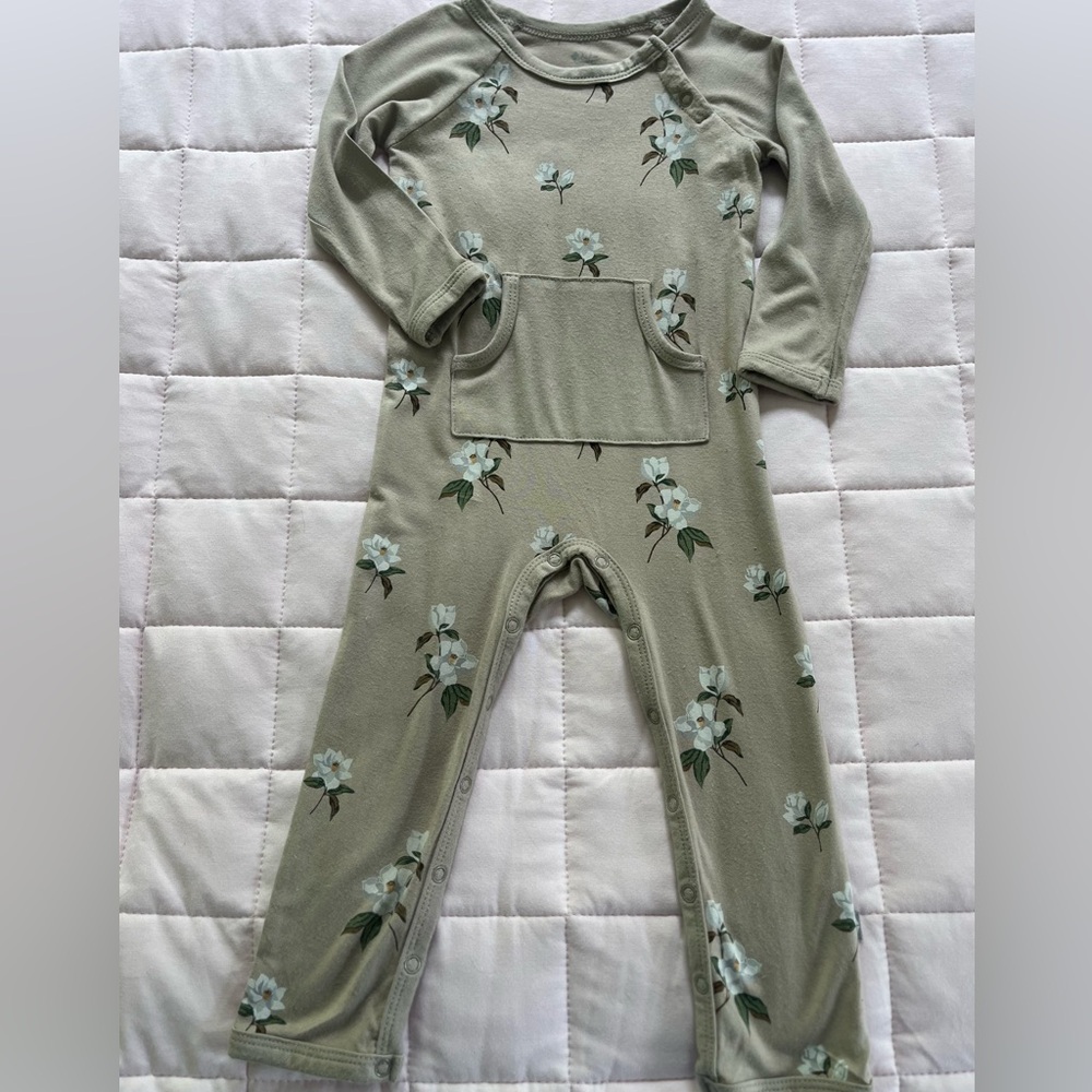 Kyte Baby Magnolia Khaki Longall Long All Bamboo Outfit Size 12-18 Months